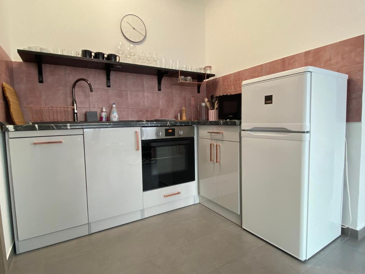 Orosháza Spirit Homes Apartments מראה חיצוני תמונה