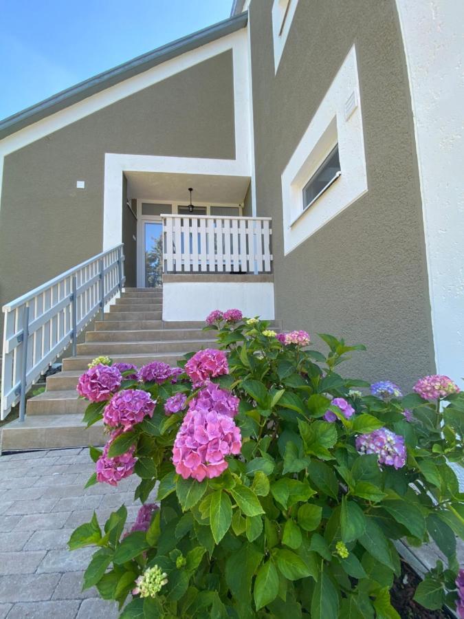 Orosháza Spirit Homes Apartments מראה חיצוני תמונה