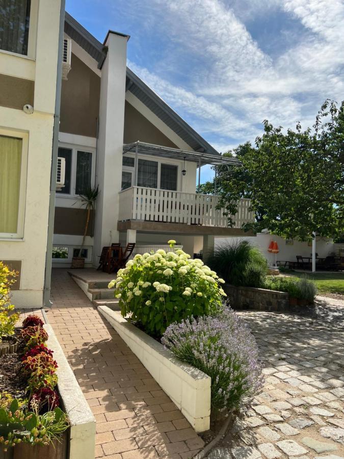 Orosháza Spirit Homes Apartments מראה חיצוני תמונה