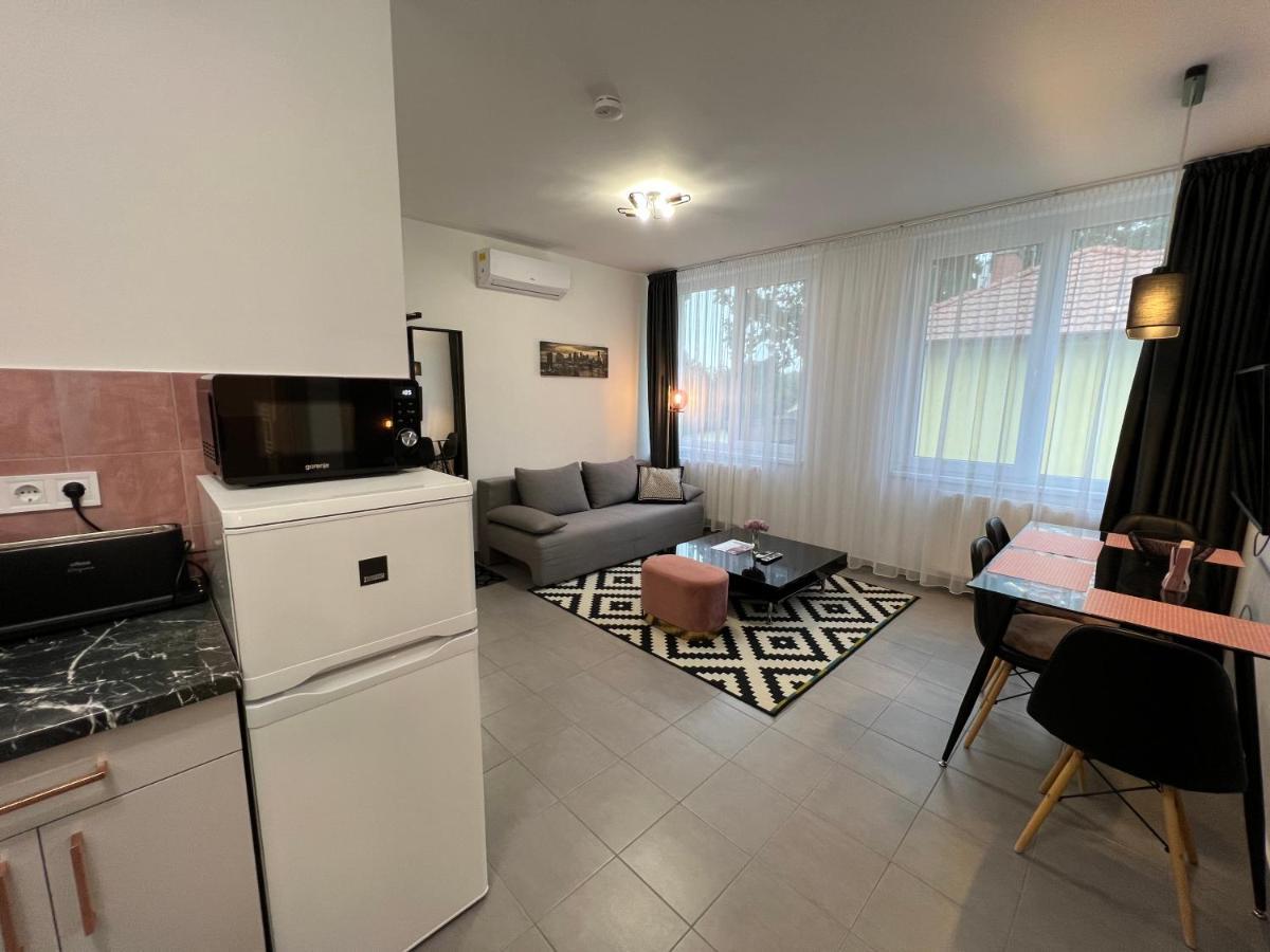 Orosháza Spirit Homes Apartments מראה חיצוני תמונה