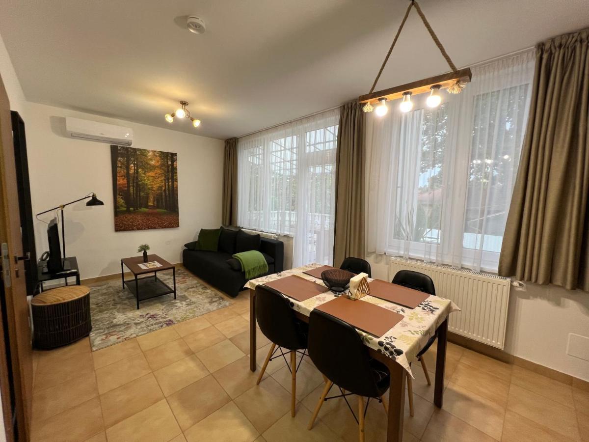 Orosháza Spirit Homes Apartments מראה חיצוני תמונה