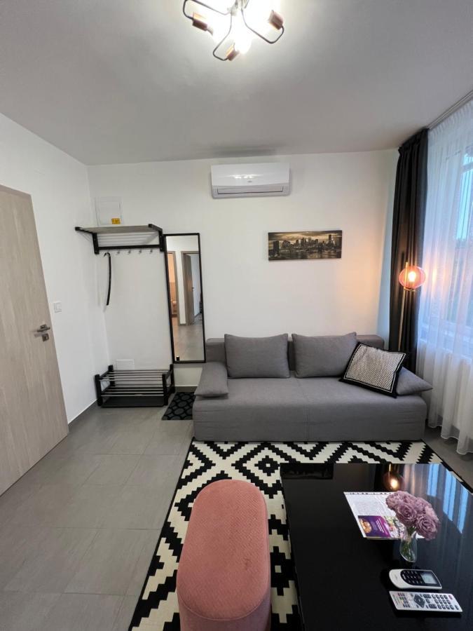 Orosháza Spirit Homes Apartments מראה חיצוני תמונה